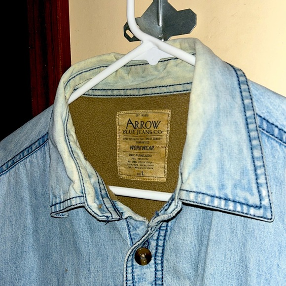 VINTAGE hippie denim button down shirt - Picture 3 of 5